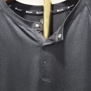 GAIAM BLACK LONG SLEEVE ATHLETIC SHIRT WITH THUMB HOLE MEN SIZE L